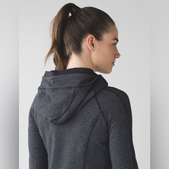 Lululemon Think Fast Hoodie Size 4 - Picture 3 of 7